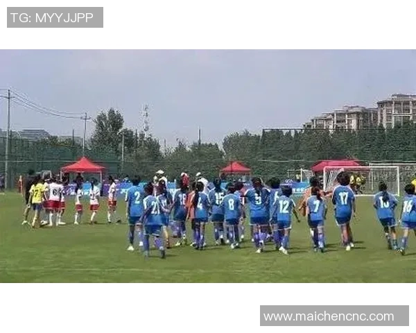 足球明星冯潇的个人简介与精彩瞬间照片分享